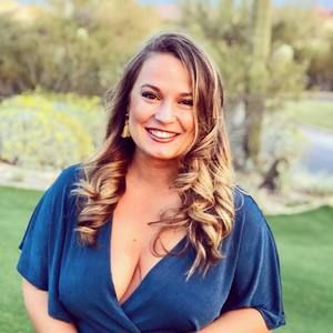 Meet your Posher, Carissa